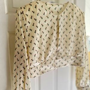 Zara xxl hole in back crop blouse